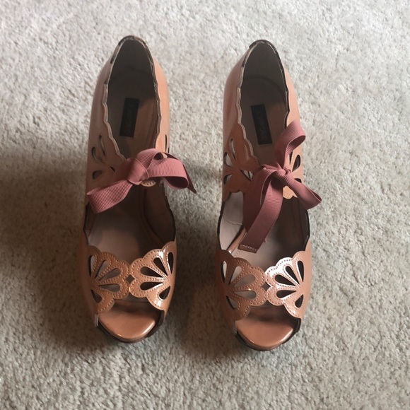 Joan & David Shoes - Joan & David Nude Heels with Bow Detailing